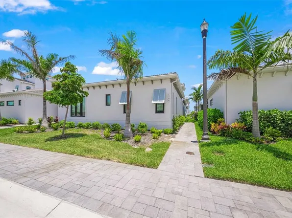 6309 Turtle Grass Dr, Bradenton, FL 34210