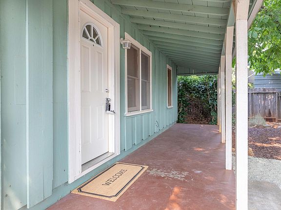 2nd image of 13628 Hill Blvd
