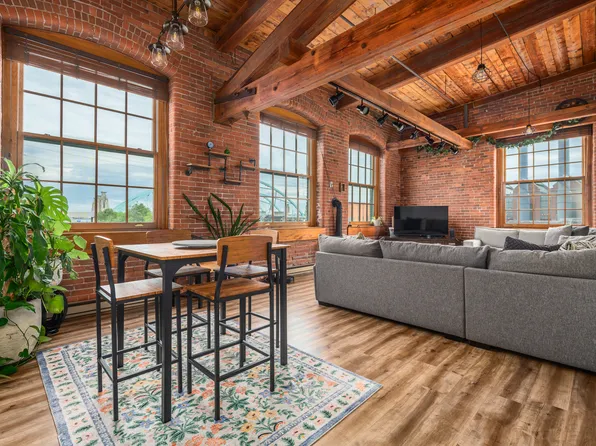 555 S Water St Unit 313, Providence, RI 02903