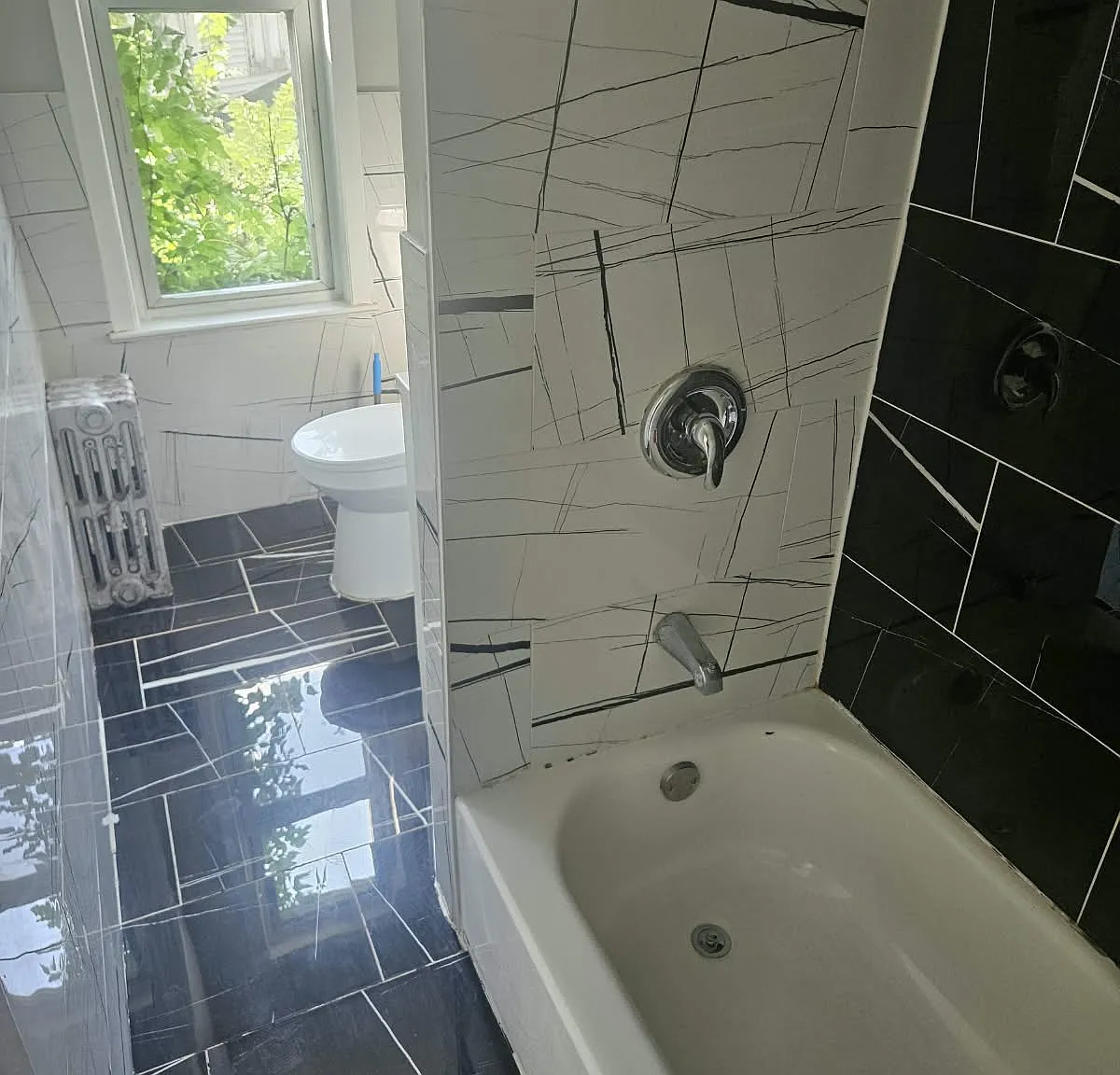 3 bed, $2,200 — Photo 4