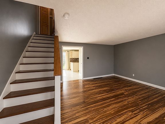 4th image of 68 Dover St APT 6