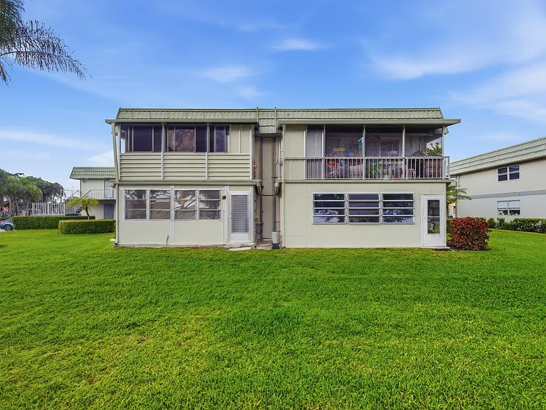 387 Flanders Way #I — Photo 1