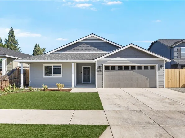 1834 Ingram Ln, Medford, OR 97501
