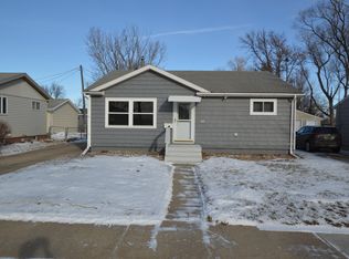 1416 4th Ave SW, Aberdeen, SD 57401