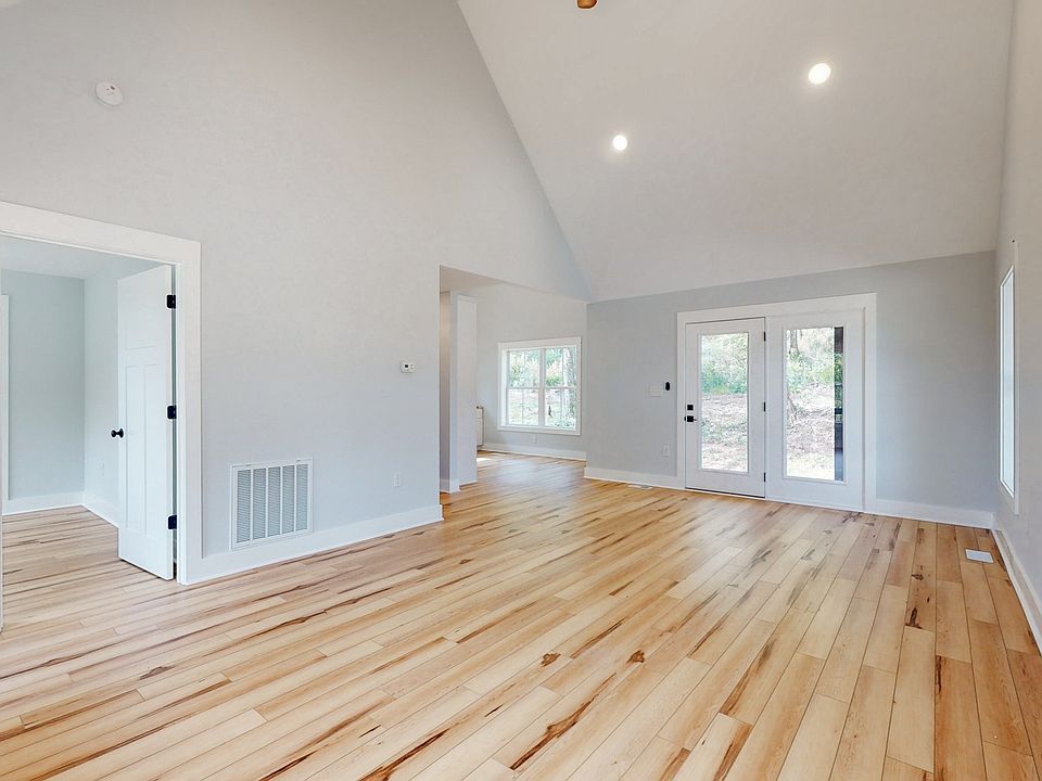 555 Valley View Dr Pulaski TN Zillow