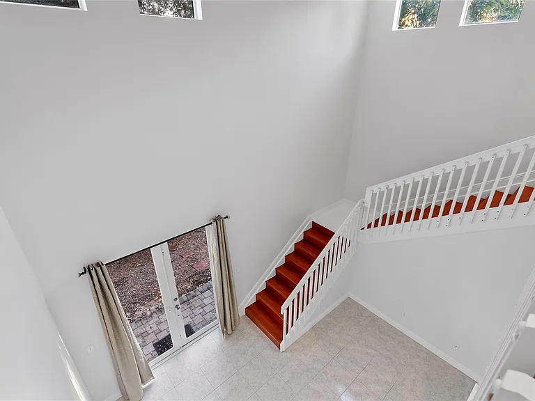 316 SW 16th St #B — Photo 13