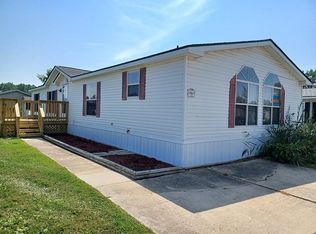 33151 Fort Rd TRAILER 94, Rockwood, MI 48173