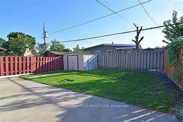 83 McMurchy Ave S #UPPER L — Photo 11