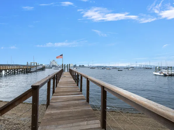 58 Washington St, Newport, RI