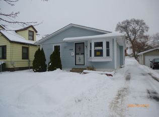 906 Bowditch Ave, Aurora, IL 60506