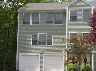 73 Terry Ln, Plainville, MA 02762