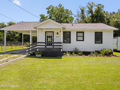 1304 Mantou St, Pascagoula, MS, 39567