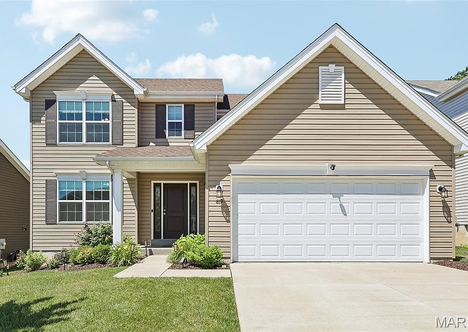 1st image of 819 Cedar Bluff Way