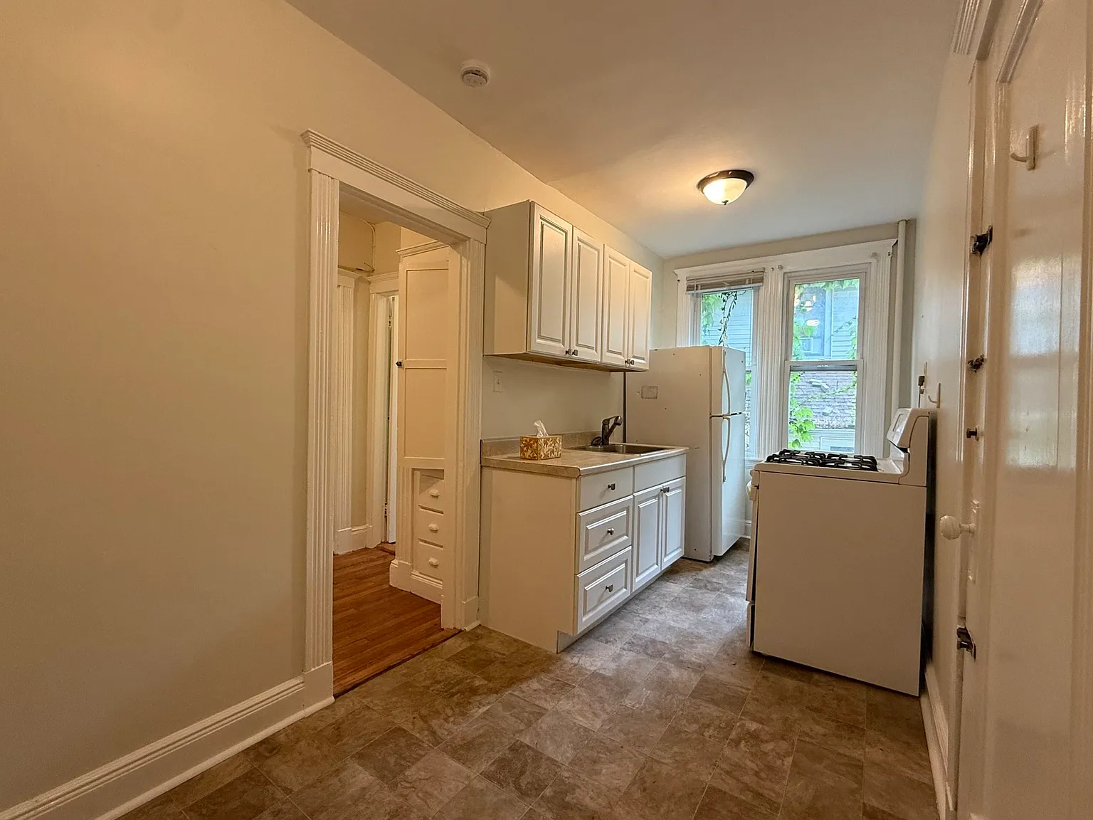 Studio, 1.0 bath, 538 sqft, $1,700 — Photo 4