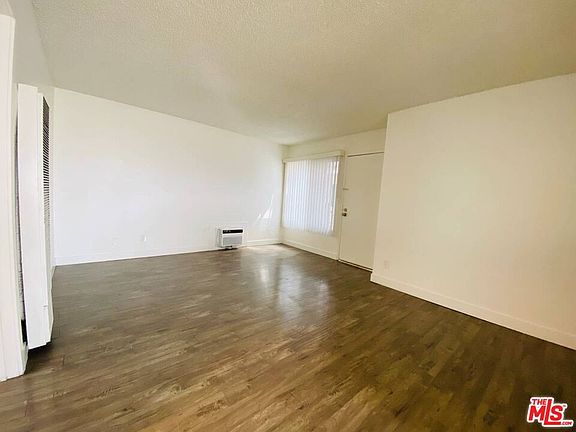 2nd image of 13704 Franklin St #10