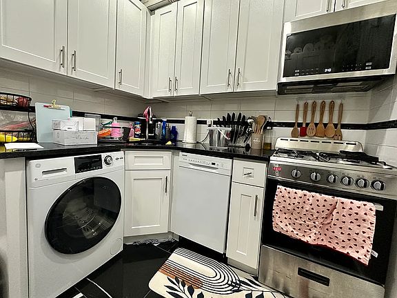 2nd image of 507 W 179th St #C