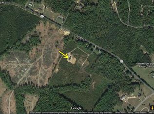 14282 Villeboro Rd, Woodford, VA 22580