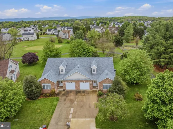 309 Brookline Dr, Charles Town, WV 25414