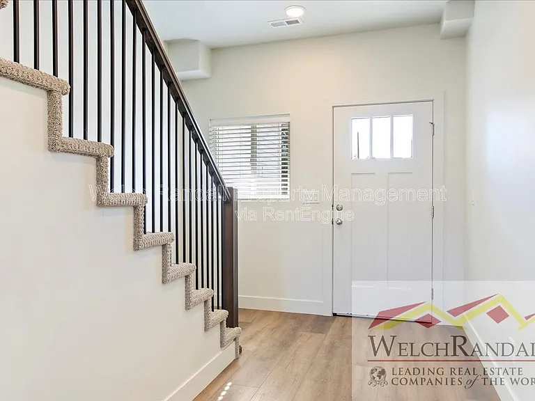 245 W 600 N — Photo 2