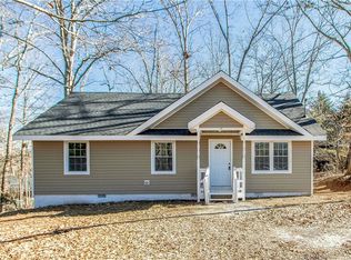 157 Plantation Dr, Dawsonville, GA 30534