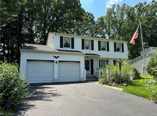 7858 Glen Oaks Dr NE, Warren, OH