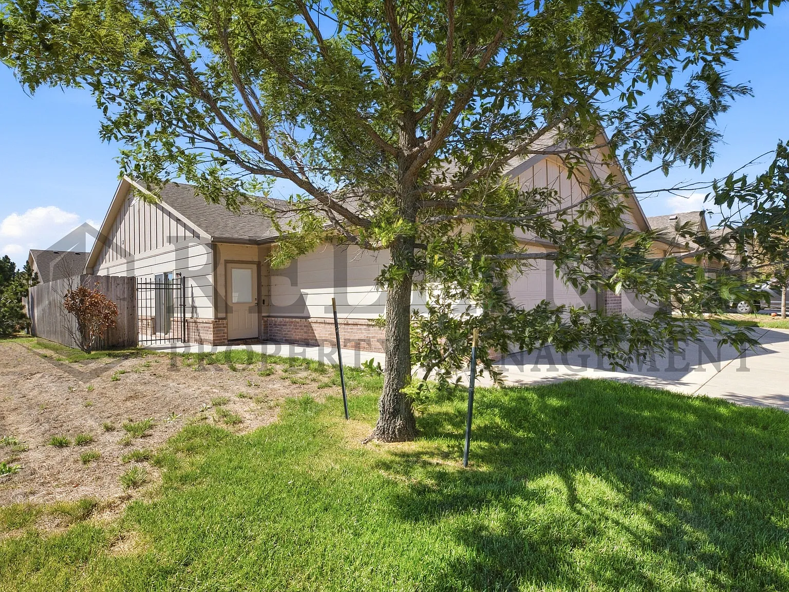 13601 Hunters View St - 1 — Photo 2
