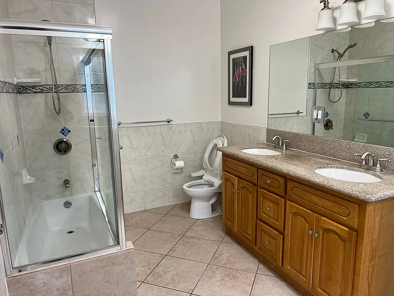 1248 S Manhattan Pl — Photo 12