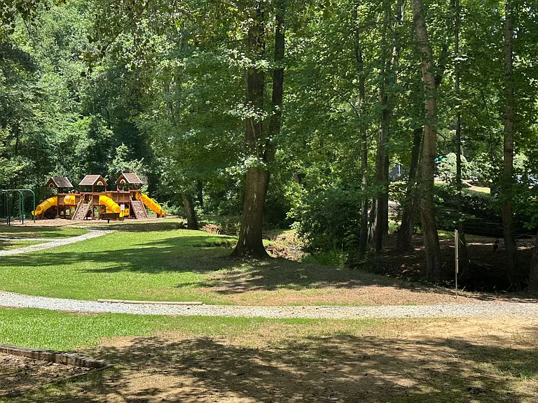 185 Weatherstone Dr — Photo 20