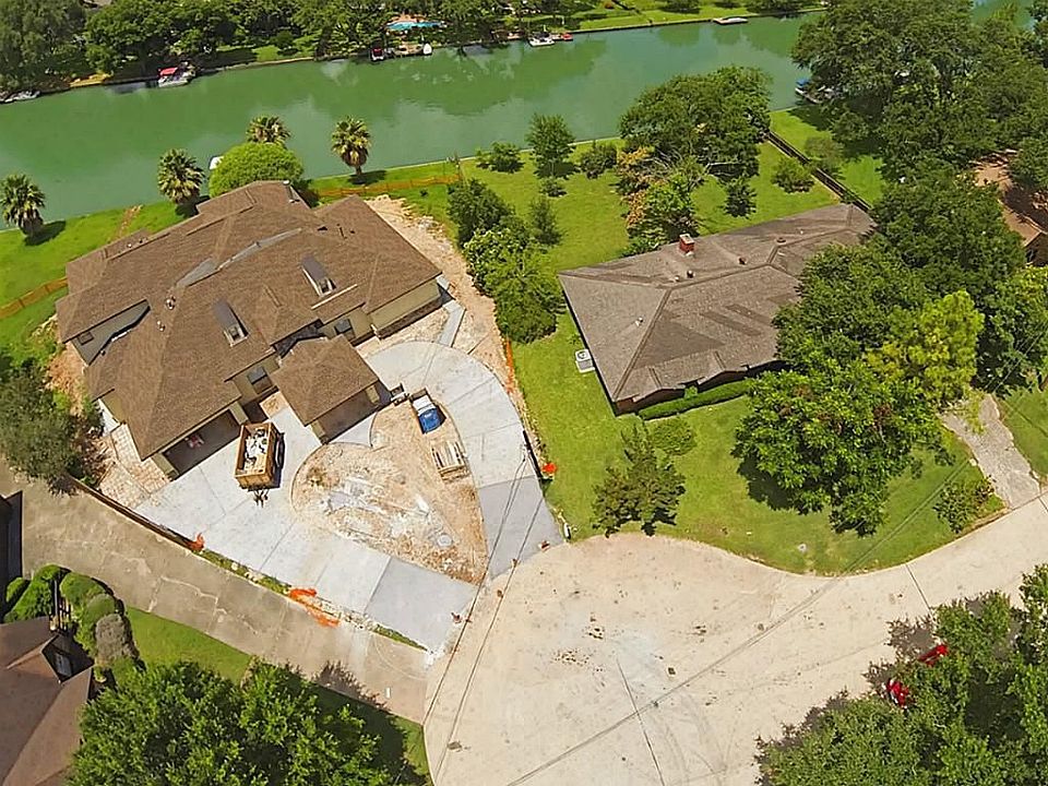1st image of 118 Sorrento St