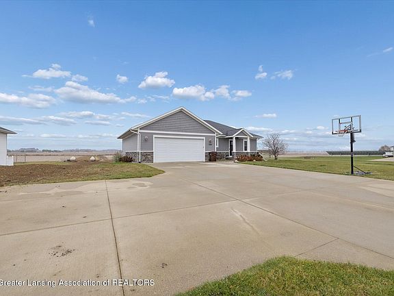 2nd image of 2300 N Watson Rd