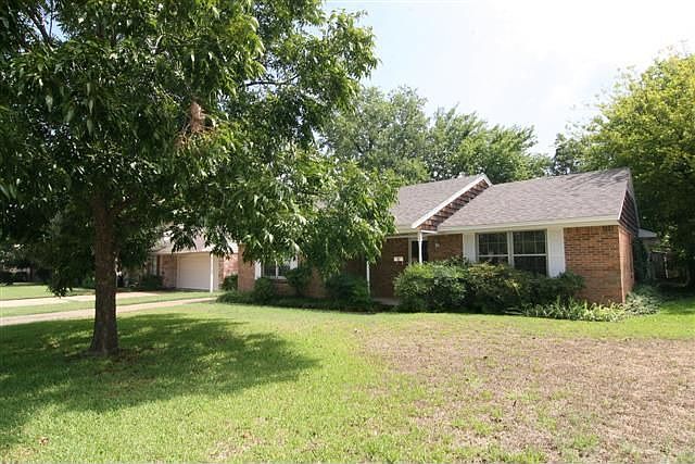 1st image of 10516 Walnut Hill Ln