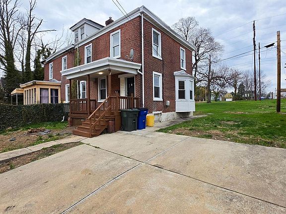 2nd image of 1112 Elmwood Ave