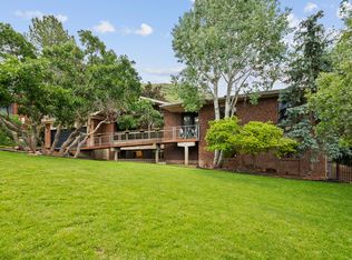 2842 E Oak Brook Cir, Salt Lake City, UT 84108