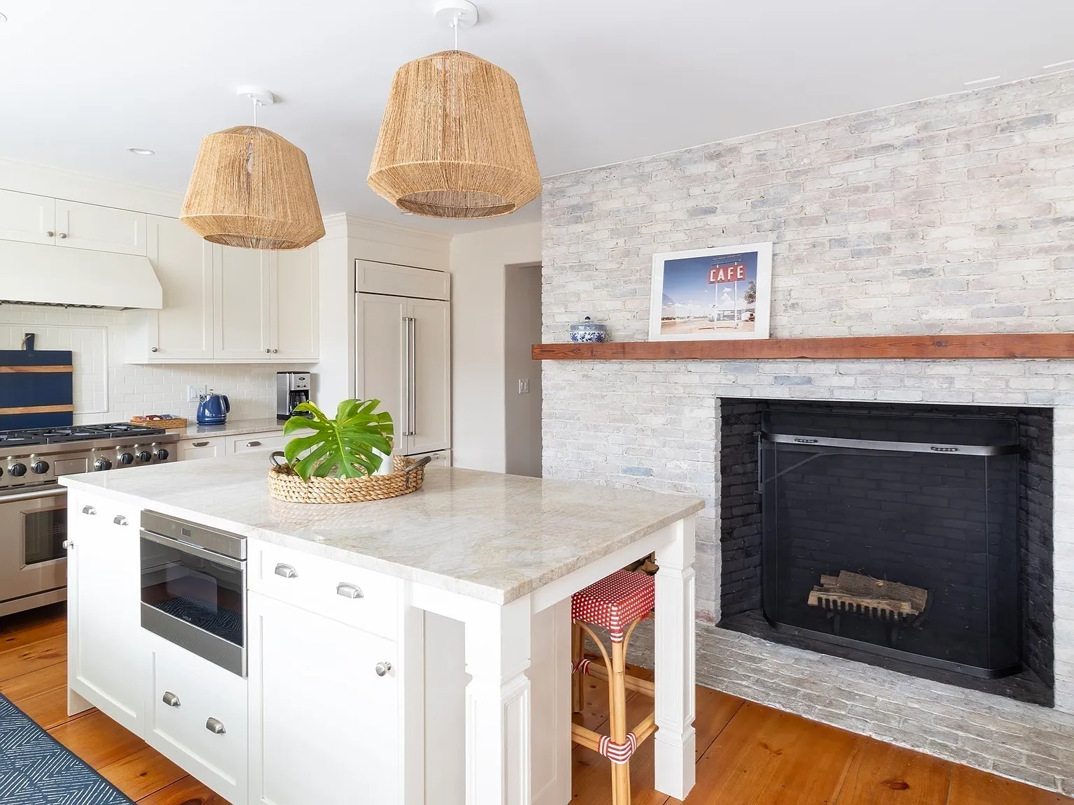 7 bed, 7.5 bath, 3095 sqft, $23,550 — Photo 4