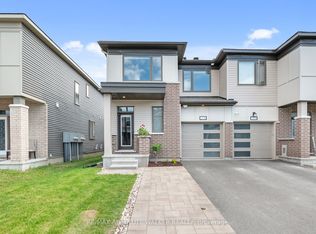 2176 Winsome Ter, Ottawa, ON K4A5N1