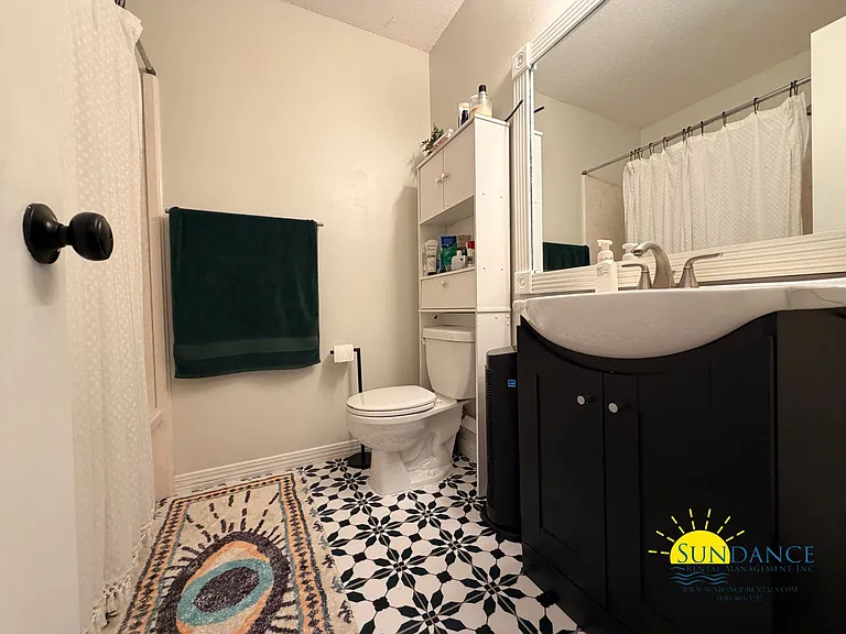 541 E Timberlake Dr — Photo 20