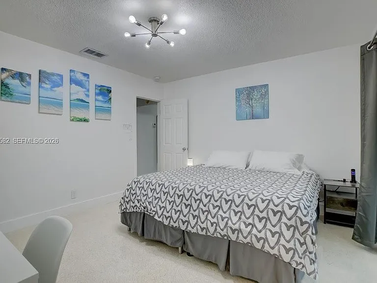 1700 SW 20th St #1 — Photo 5