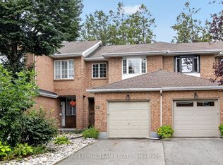 28 Cohen Ave, Ottawa, ON K2L4E9