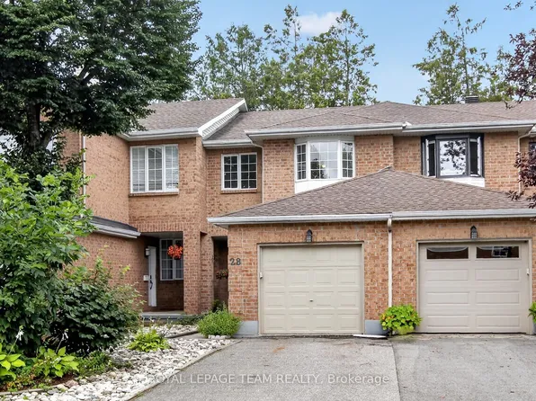 28 Cohen Ave, Ottawa, ON K2L 4E9