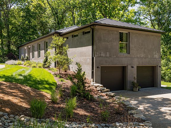 5th image of 6003 Sherwood Dr