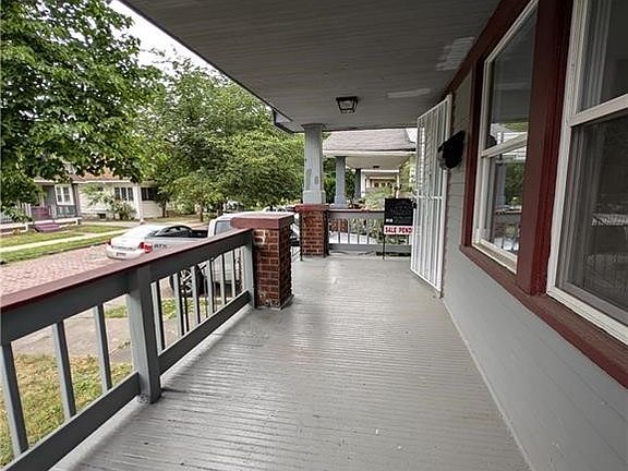 4th image of 3947 W 22nd St