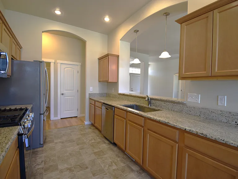 310 E Ironstone Ct — Photo 17