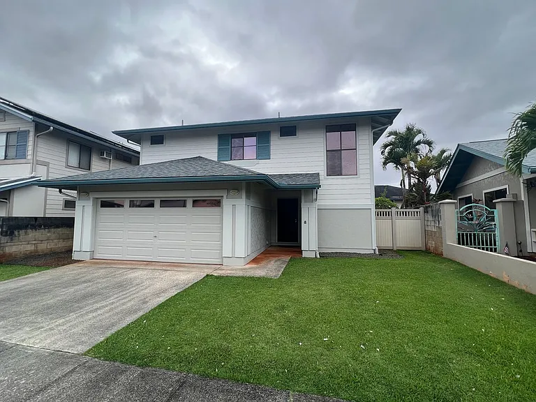 95-208 Mahelu Pl — Photo 1
