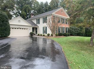 14916 Village Gate Dr, Silver Spring, MD 20906