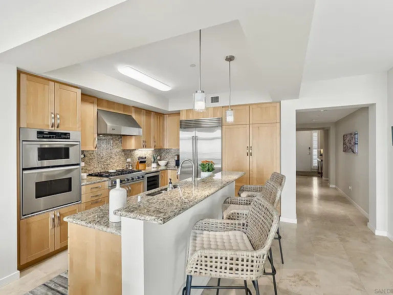 5420 La Jolla Blvd #B302 — Photo 13