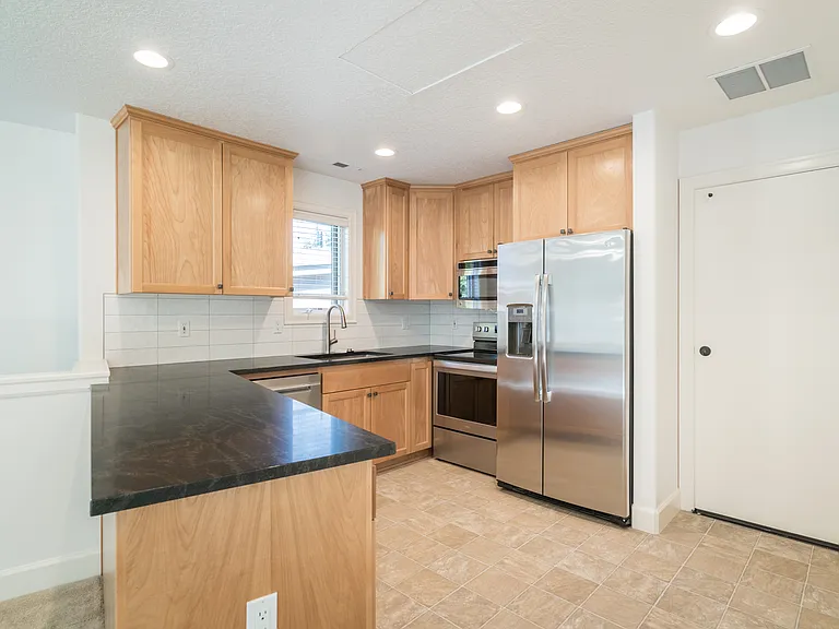 Spacious kitchen