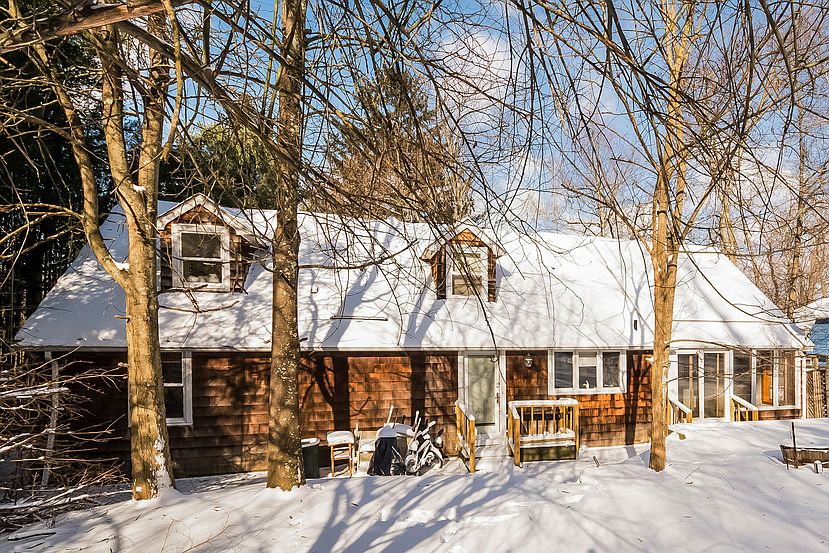1st image of 16 Louis Ave