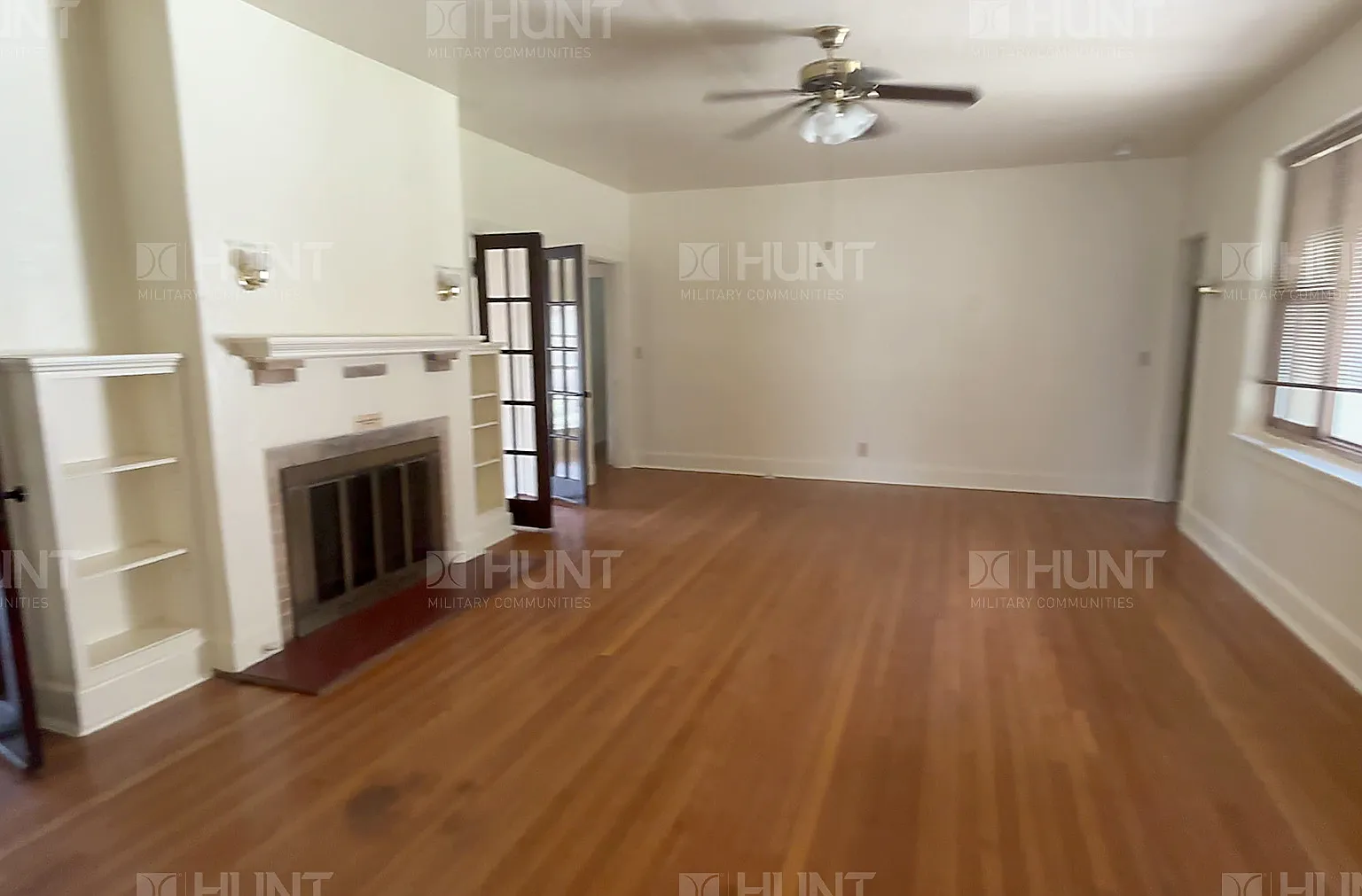 3 bed, 2326 sqft, $2,382 — Photo 4