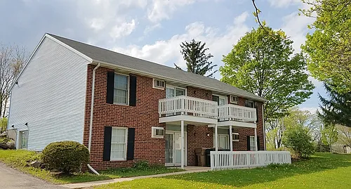 Floor plan 2 bedroom 1 bath upper