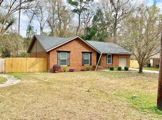 440 Floyd Cir, Hinesville, GA 31313